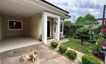 Imagem 4: Casa com Piscina em Canoas - Oportunidade de Venda no Bairro Igara