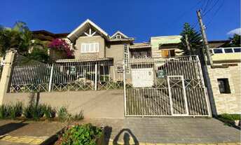 Imagem: Sobrado com 4 Dormitorio(s) localizado(a)