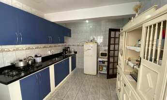 Imagem 6: SOBRADO COM 04 DORMITÓRIOS SENDO 01 SUÍTE