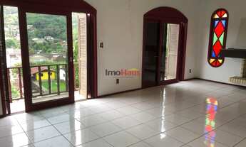 Imagem 2: Casa de dois andares disponível para venda em Igrejinha