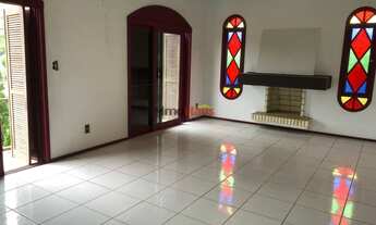 Imagem: Casa de dois andares disponível para venda