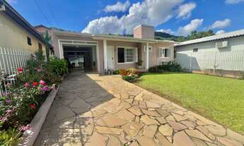 Imagem 6: Casa à venda em Viaduto, Igrejinha - Área de serviço, banheiro social, sala de estar e coz