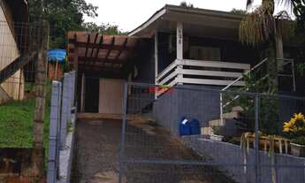 Imagem 2: Casa à venda em Viaduto, Igrejinha - 134m² - Churrasqueira e Jardim