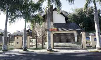 Imagem 4: Casa Incrível em Igrejinha com espaço arborizado privativo