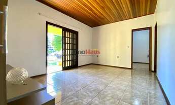 Imagem: Casa a venda com 3 dormitórios no Bairro