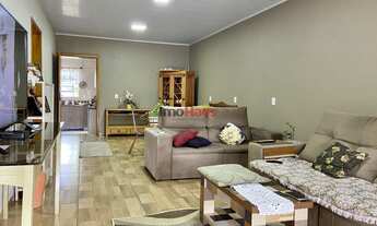 Imagem: Casa com 2 dormitórios a venda no bairro