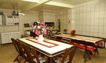 Imagem 4: Casa C/ 4 dorm. e Piscina - Região Central