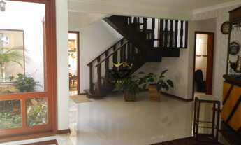 Imagem 5: SOBRADO COM 04 DORMITÓRIOS E PISCINA