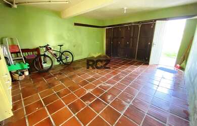 Imagem 7: SOBRADO 04 DORMITÓRIOS EM ÁREA CENTRAL