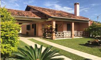 Imagem: CASA 03 DORMITÓRIOS COM LAREIRA NO CENTRO