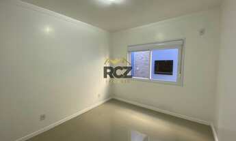 Imagem 7: EXCELENTE GEMINADO COM PISCINA NO CENTRO