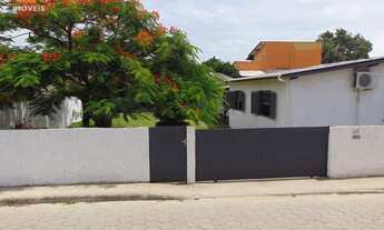 Imagem: Casa com 2 Dormitorio(s) localizado(a) no