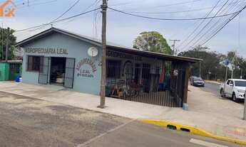 Imagem: Prédio com 2 Dormitorio(s) localizado(a)