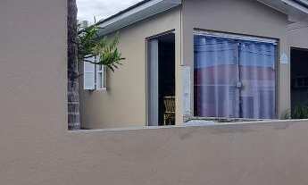 Imagem: Casa com 2 Dormitorio(s) localizado(a) no