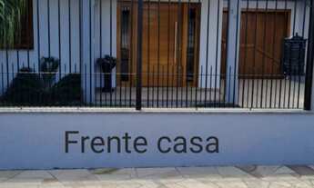 Imagem: Casa com 2 Dormitorio(s) localizado(a) no