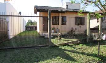 Imagem: Casa com 2 Dormitorio(s) localizado(a) no