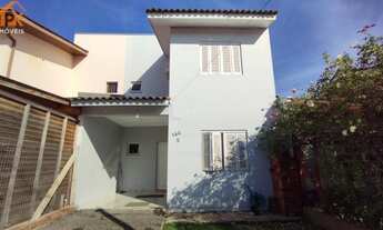 Imagem: Sobrado com 2 Dormitorio(s) localizado(a)