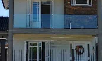 Imagem: Casa com 3 Dormitorio(s) localizado(a) no