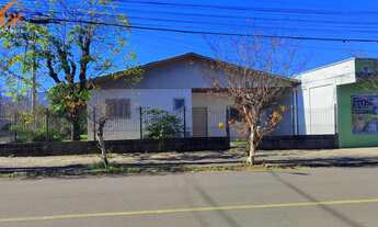 Imagem: Casa com 3 Dormitorio(s) localizado(a) no