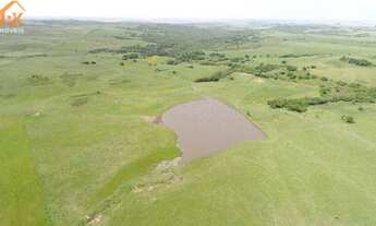 Imagem 2: Fazenda com 2 Dormitorio(s) localizado(a) no bairro Área Rural de Bagé em Bagé / Rio Gran