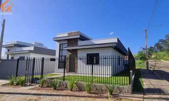 Imagem: Imóvel com churrasqueira e porcelanato