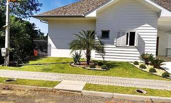 Imagem: Casa com 4 Dormitorio(s) localizado(a) no