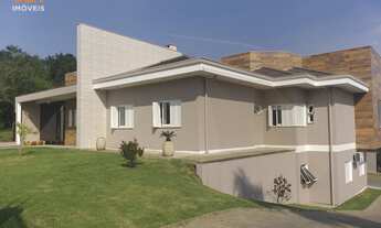 Imagem: Casa com 3 Dormitorio(s) localizado(a) no