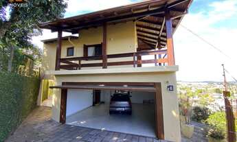 Imagem: Casa com 3 Dormitorio(s) localizado(a) no