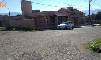 Imagem: Casa com 3 Dormitorio(s) localizado(a) no