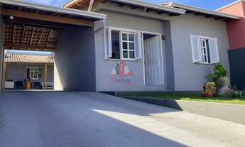 Imagem: Casa com 3 Dormitorio(s) localizado(a) no