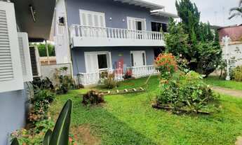 Imagem: Sobrado, 4 dormitórios, 1 suítes, 2 banheiro