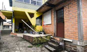 Imagem: Sobrado, 3 dormitórios, 2 banheiro, 2