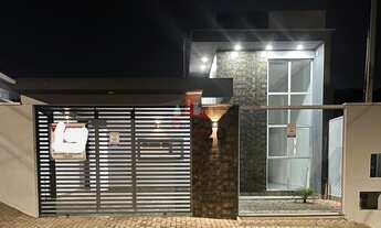 Imagem: Casa com 3 Dormitorio(s) localizado(a) no