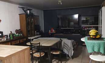 Imagem: Casa com 3 Dormitorio(s) localizado(a) no