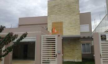 Imagem: Sobrado com 3 Dormitorio(s) localizado(a)