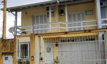 Imagem: Sobrado com 2 Dormitorio(s) localizado(a)