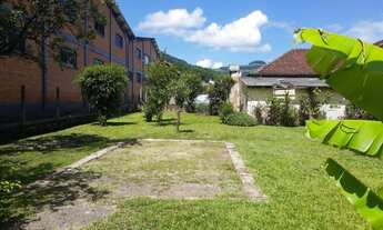 Imagem: Casa com 4 Dormitorio(s) localizado(a) no