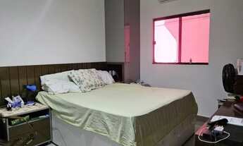 Imagem 2: Venda - Casa residencial - 3 quartos sendo 1 suíte com móveis planejados - Centro-Norte