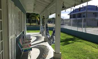 Imagem 3: Casa com 6 dormitórios a uma quadra do mar na Praia da Daniela – Florianópolis