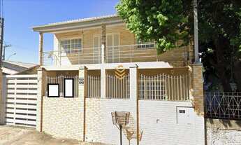 Imagem: Espaçoso sobrado na Mathias Velho Canoas