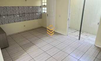 Imagem 2: Sobrado com de 2 dormitório com a sótão - Bairro Niterói