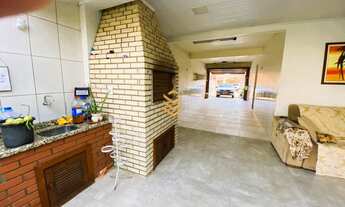 Imagem 7: Belíssimo sobrado semi mobiliado com churrasqueira e piscina em Canoas