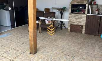 Imagem: Casa em Condomínio com Piscina e Segurança