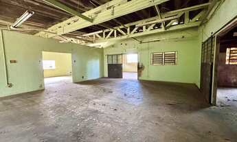 Imagem 3: PAVILHÃO COMERCIAL LOCALIZADO A POUCOS METROS DA AV. DAS HORTÊNSIAS