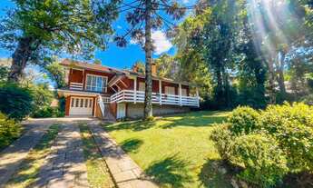 Imagem 3: Casa com lareira e varanda em Gramado, Planalto - Venda e Aluguel