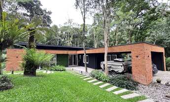 Imagem: LINDA CASA 4 SUÍTES LOCALIZADA NO CONDOMINIO