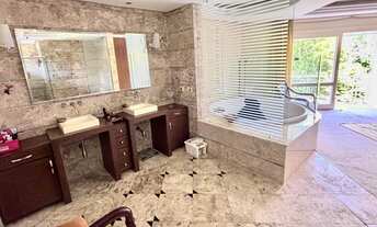 Imagem 3: CONDOMINIO LAJE DE PEDRA- CASA COM 3 DORMITÓRIOS MOBILIADA