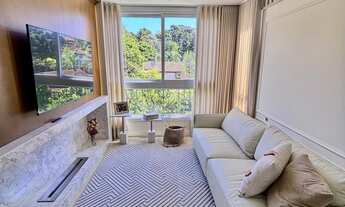 Imagem 3: Elegância Francesa em Gramado: Apartamento de Alto Padrão com 2 Suítes