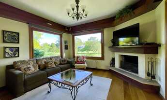 Imagem 4: Viva o privilégio de morar em um dos condomínios mais nobres e desejados de Canela. O cond