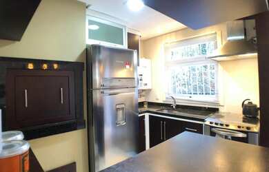 Imagem 2: Linda casa mobiliada no Bairro Planalto a poucos passos do Lago Joaquina Rita Bier!